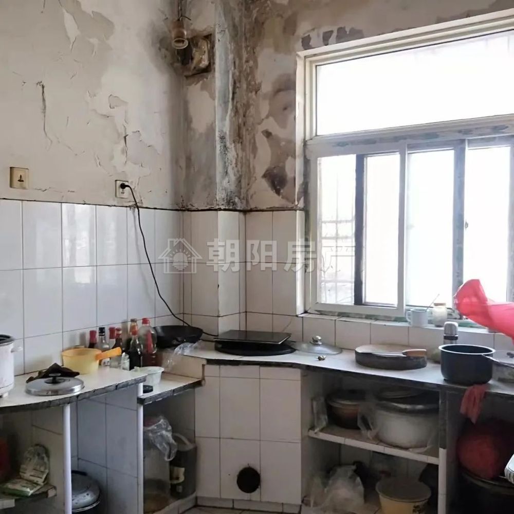金凤凰菜市 96平 南向两室 满五唯一 交通便利 学区房