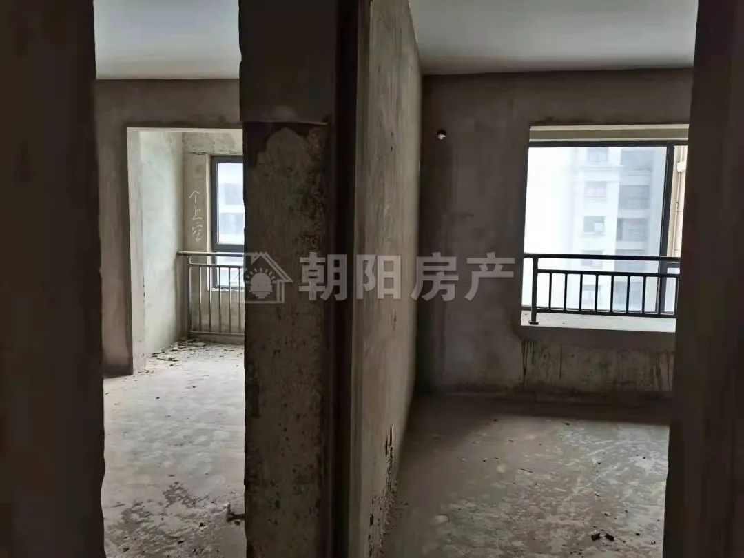 凤凰湾D地块115平方毛坯三室两厅城关一小学区房出售
