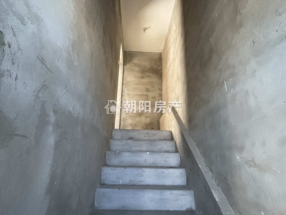 前锋新村三期 122平 南向三居 学区房 采光好