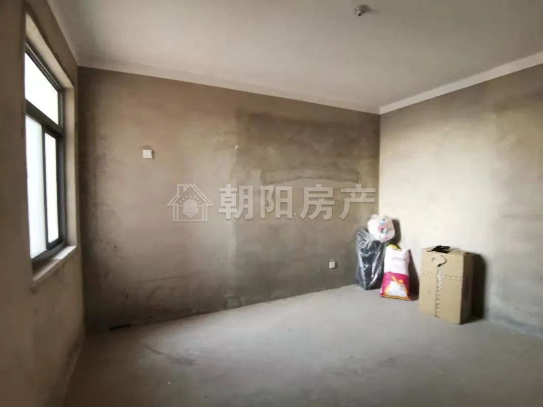 凤台西城公馆89.9平方毛坯四小五中学区房出售