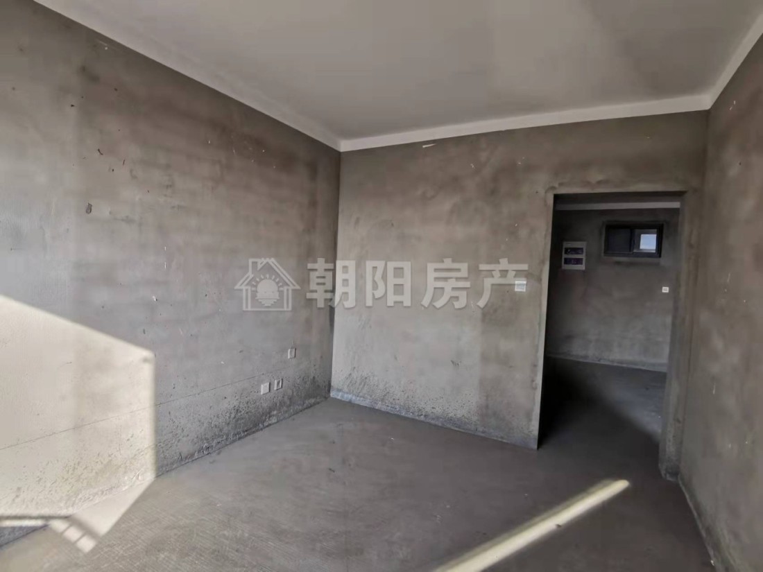 凤台西城公馆89.9平方毛坯四小五中学区房出售