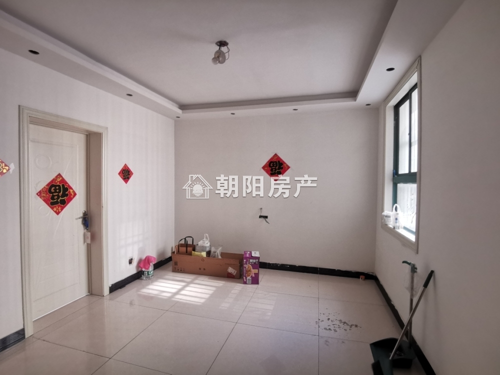 和谐家园 66平 南向采光两居 交通便利 简装