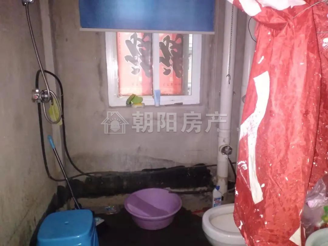楚都新城 109平 南向三室两厅 简装 满两年 学区房