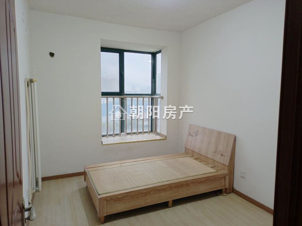力达明和绿洲 164平 朝南三室二厅 免税 简装采光好