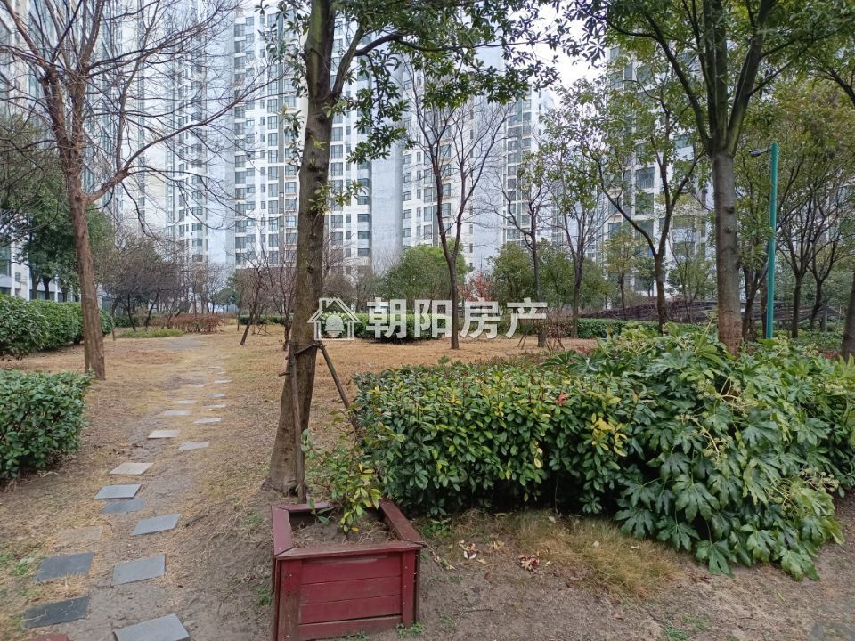 力达明和绿洲 162平 南向大三居 满两年 交通便利