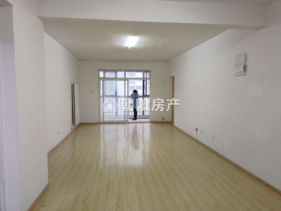 力达明和绿洲 162平 南向大三居 满两年 交通便利