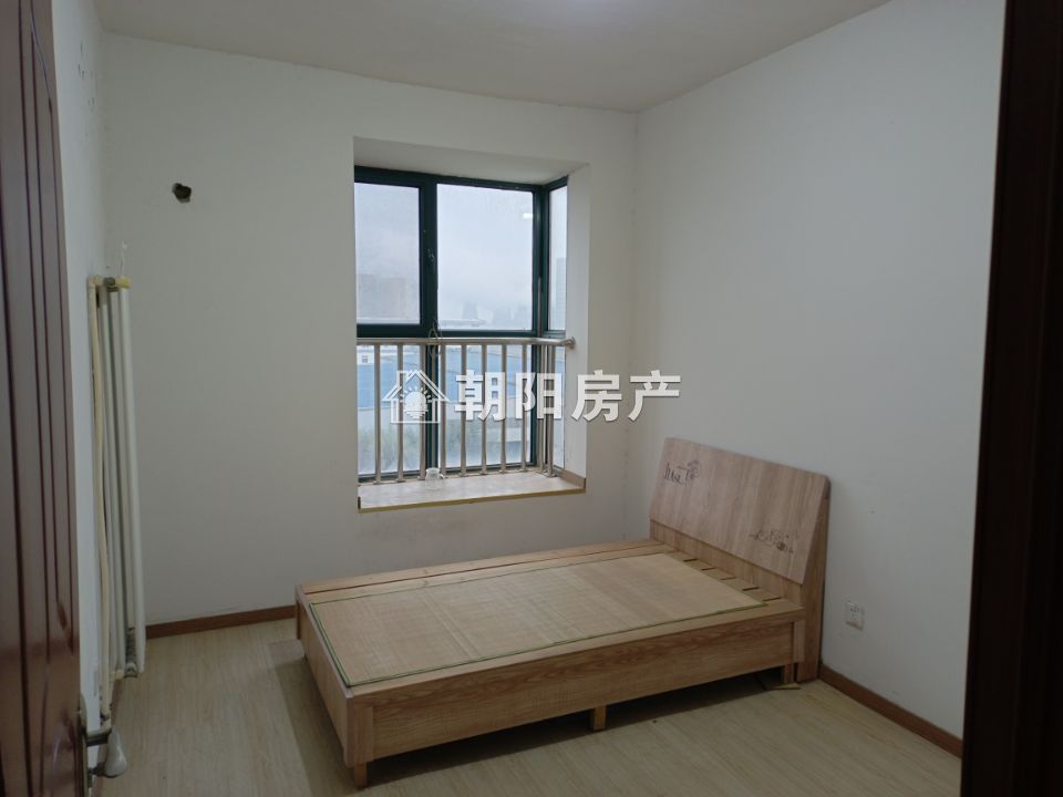 力达明和绿洲 164平 朝南三室二厅 免税 简装采光好