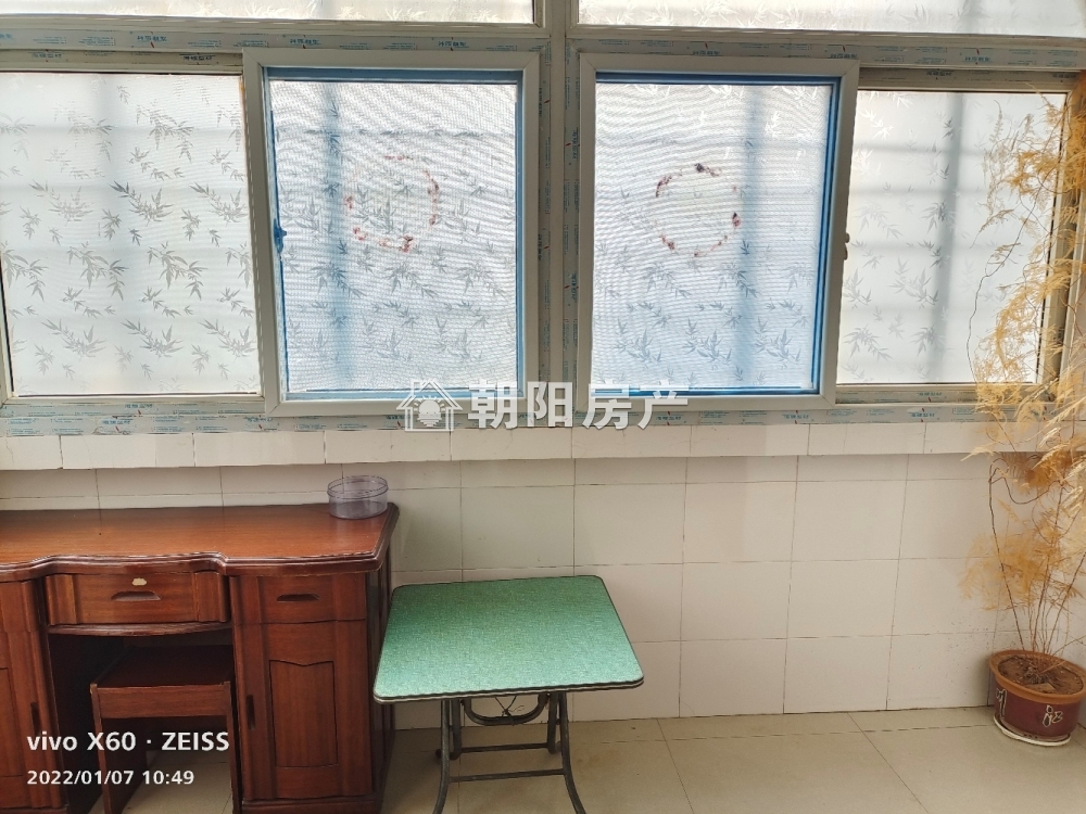 勘建村 60平 朝南两室 满两年 交通便利 配套齐全