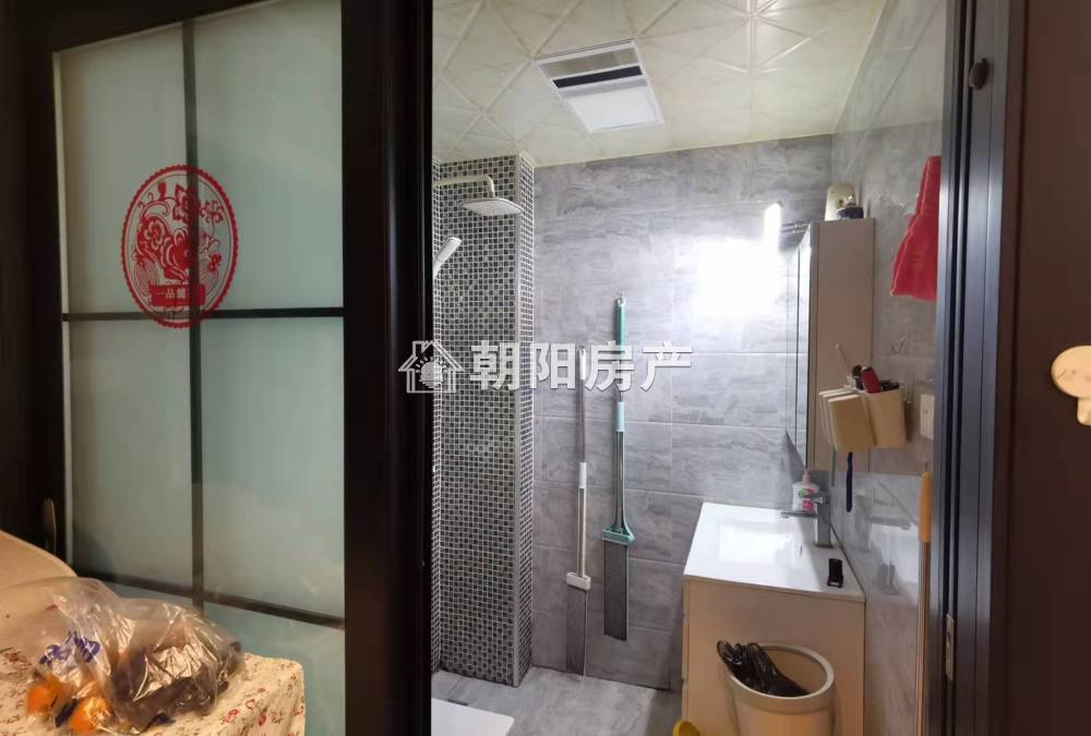 金地国际城二期 56平 朝南精装一室 免税 拎包入住