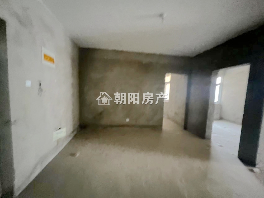 银杏苑 107平 朝南三居 采光好 1869元/平 随时看房
