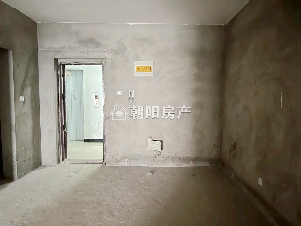 银杏苑 107平 朝南三居 采光好 1869元/平 随时看房