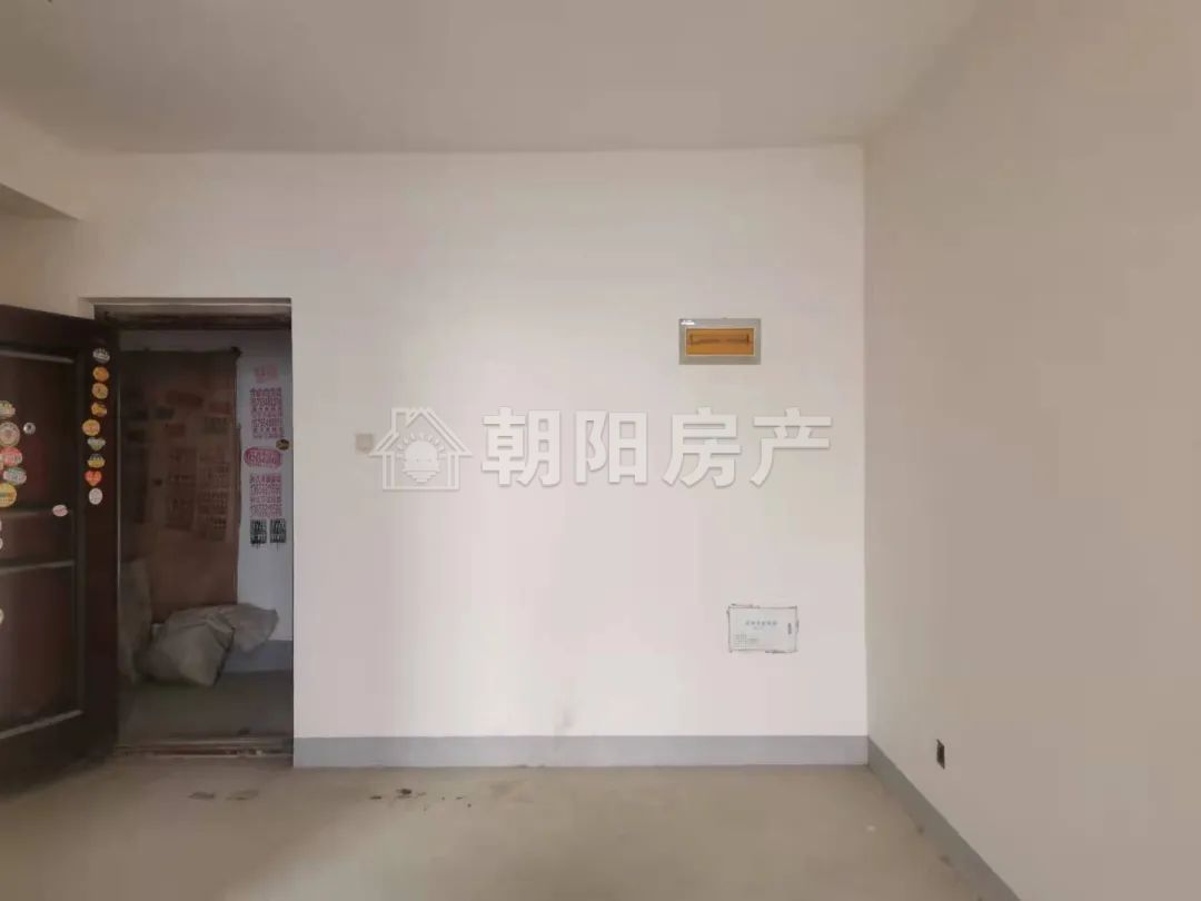 新湖小区西区 97平 朝南两室 毛坯 交通便利