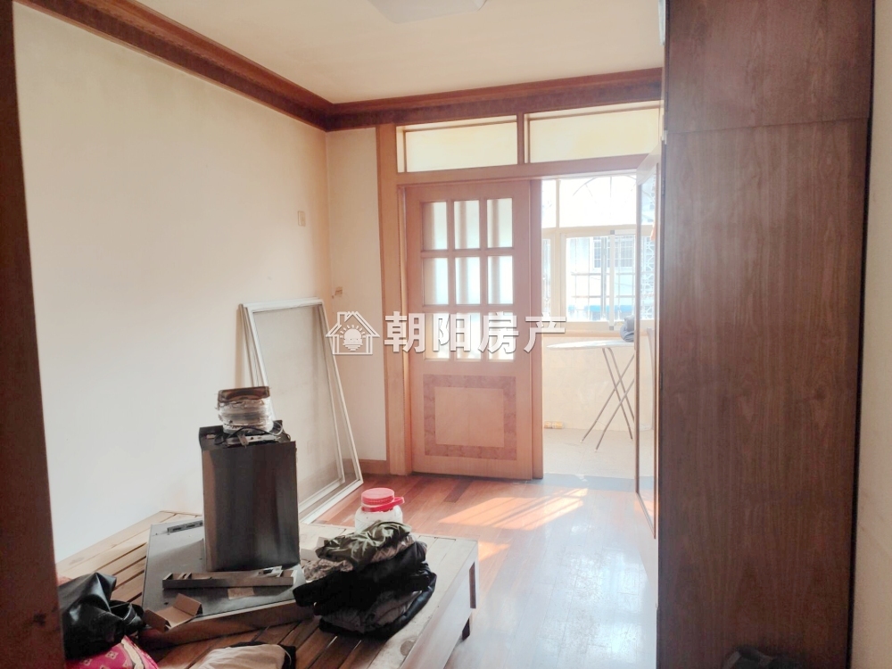 翡翠苑 105平 朝南三室 采光好 交通便利 2842元/平