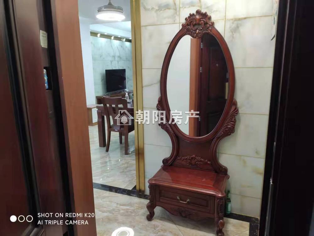 新城悦府一期 110平 南向精装三室 配套齐全