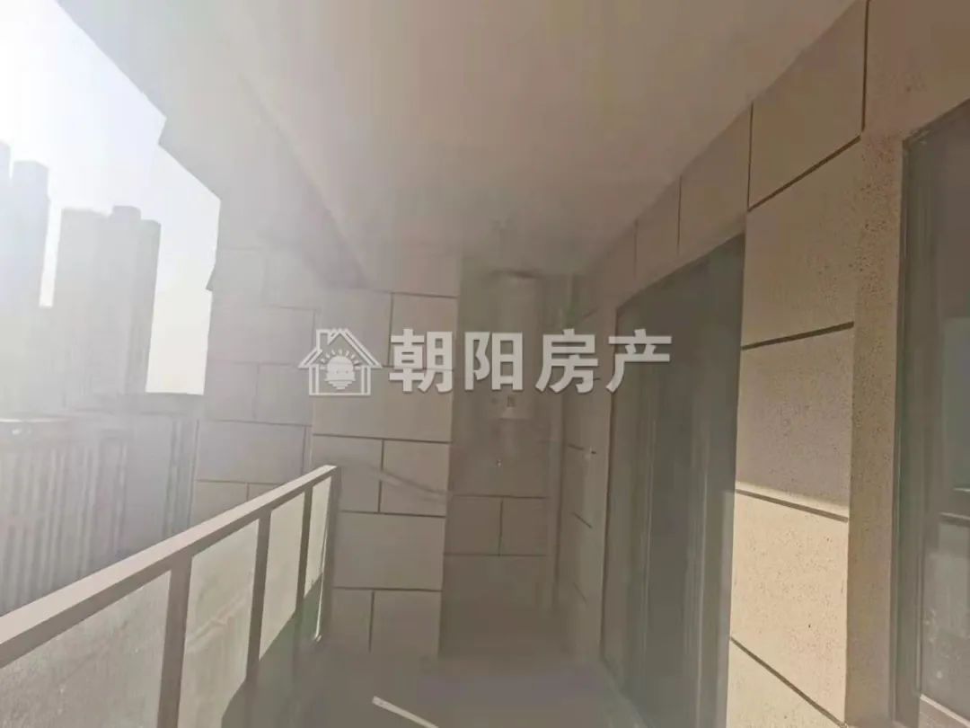 顺景天城 131平 南向四室毛坯 交通便利 学区房