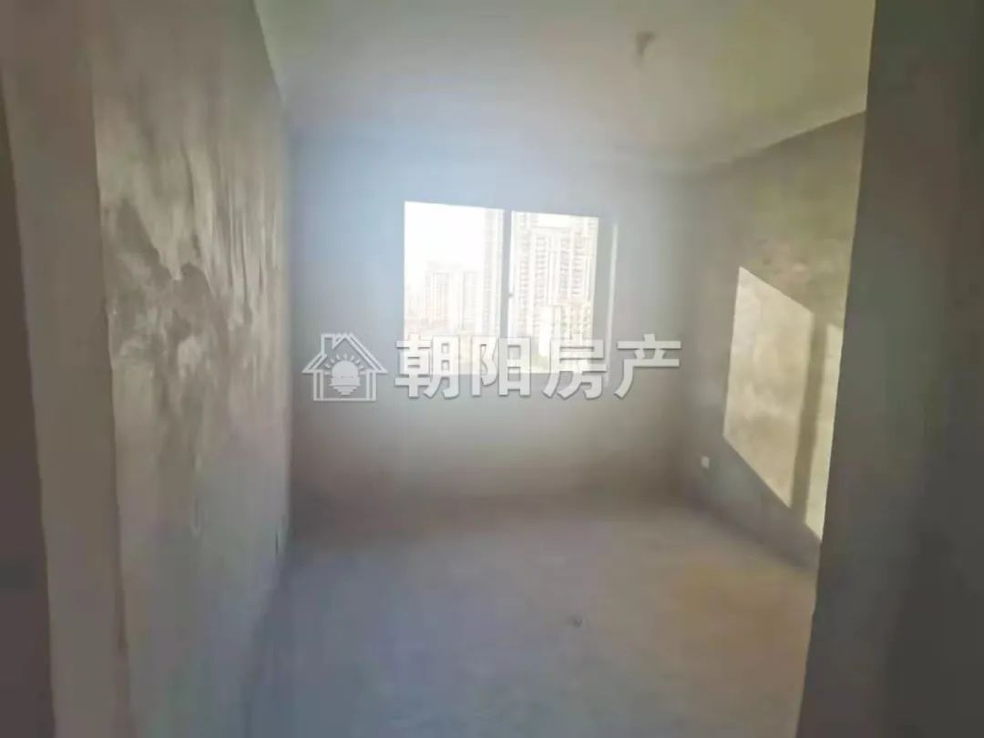 顺景天城 131平 南向四室毛坯 交通便利 学区房