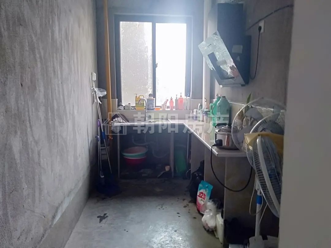 御景学府 143平 南向四室二厅 满五唯一 交通便利