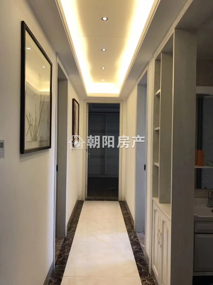 金地月伴湾 100平 南向精装三居 满两年 学区房 交通便利