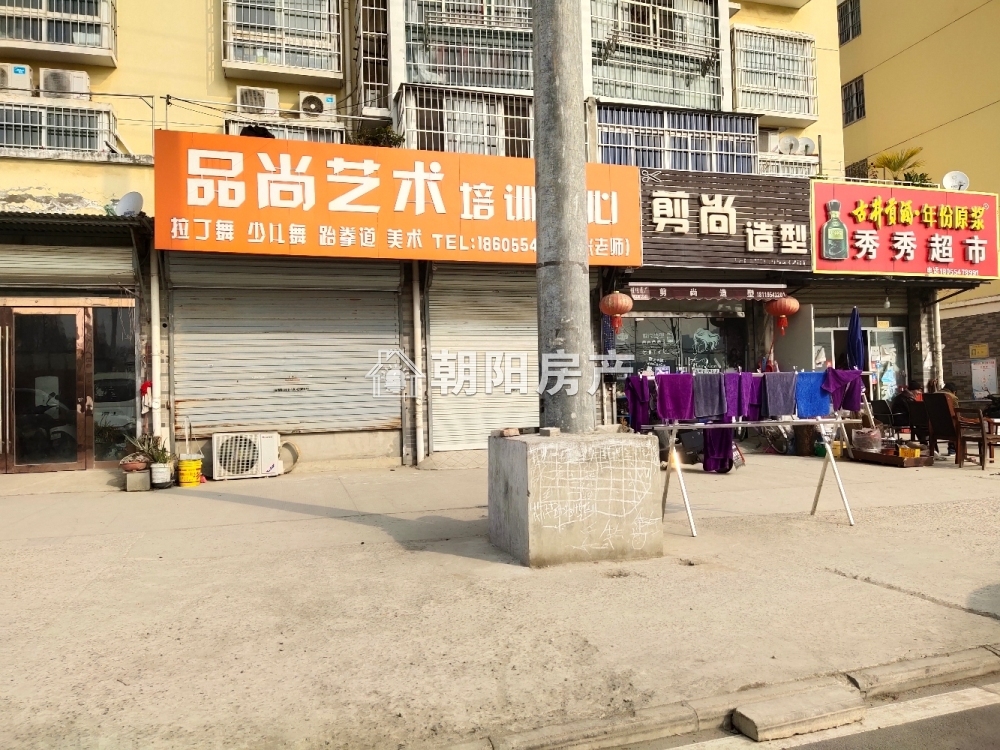 金丰易居一期 100平 临街旺铺 人流密集 优质地段