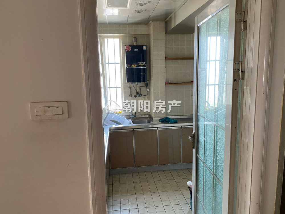 金地俊园 70平 精装两室一厅 交通便利 拎包入住