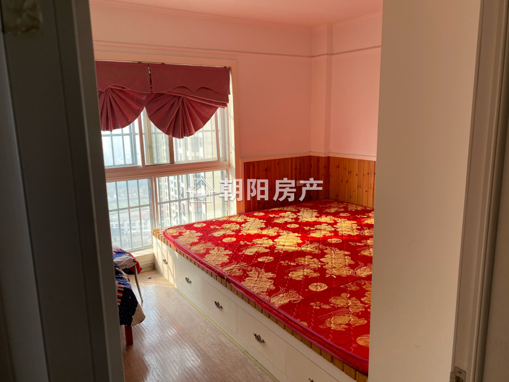 金地俊园 70平 精装两室一厅 交通便利 拎包入住