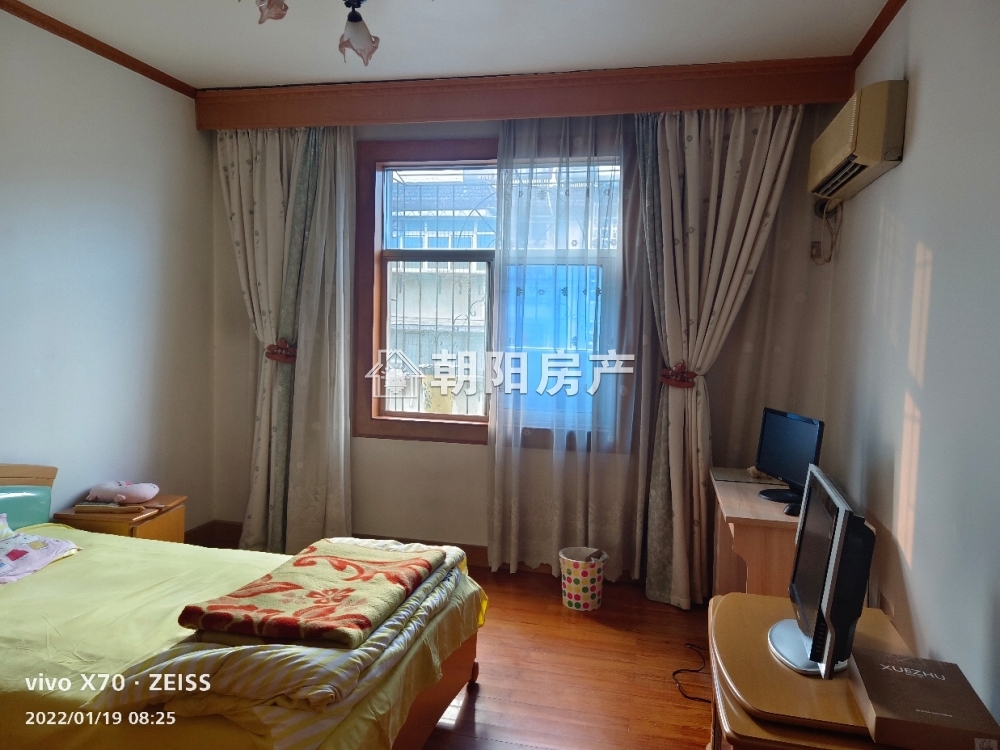 东苑东村 116平 朝南三室满五唯一 3256元/平