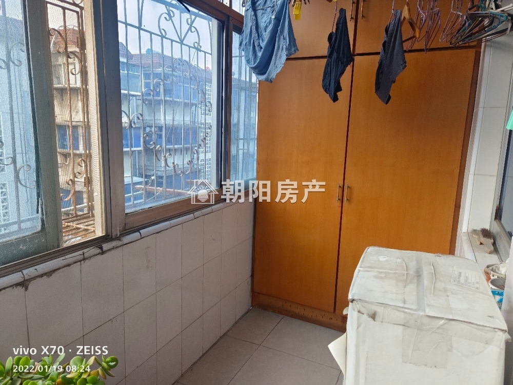 东苑东村 116平 朝南三室满五唯一 3256元/平
