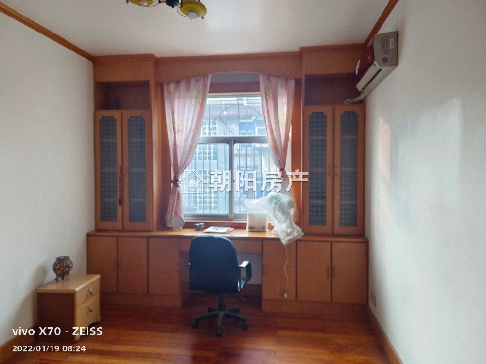 东苑东村 116平 朝南三室满五唯一 3256元/平