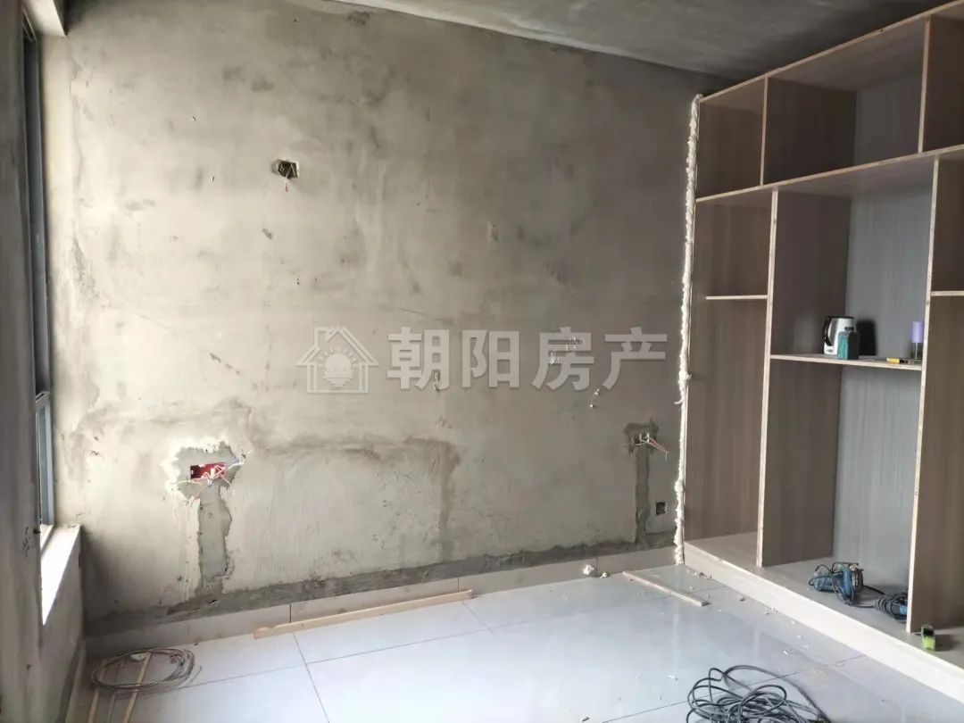 八里塘安置小区 78平 南向两室两厅 交通便利 学区房