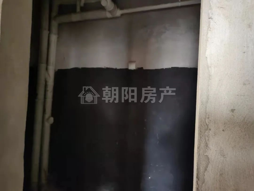 稻香花园二期 117平 南向三居 毛坯 交通便利 学区房