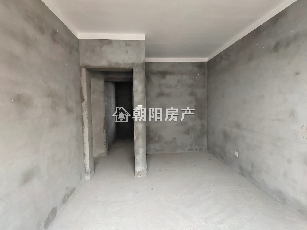 永安国际城 96平 南向三居毛坯 满两年 随时看房