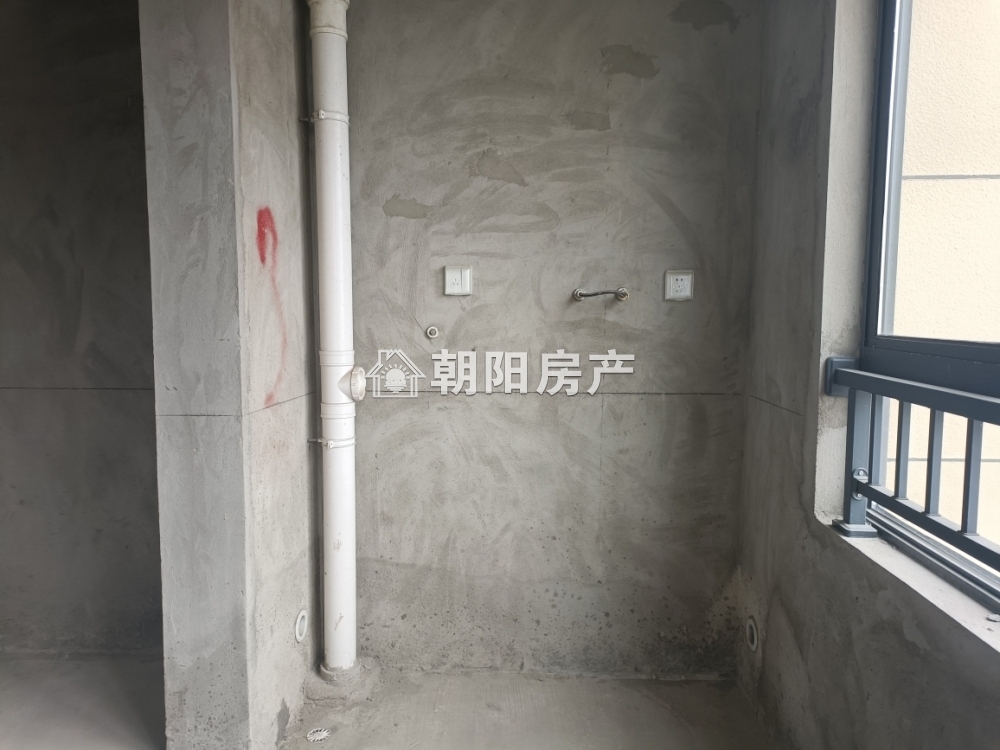 金地天悦 126平 南向三室 交通便利 配套齐全