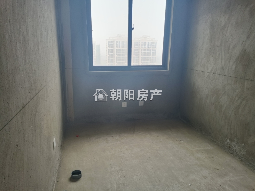 金地天悦 126平 南向三室 交通便利 配套齐全