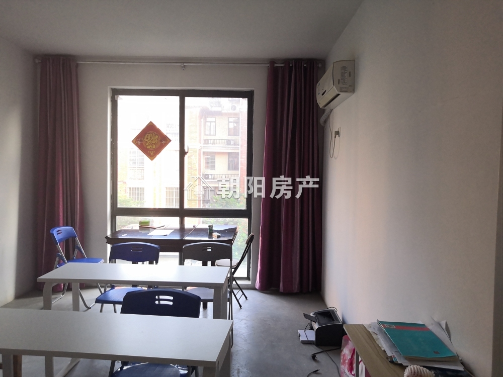 西湖春天 116平 南向三居 学区房 满两年 交通便利