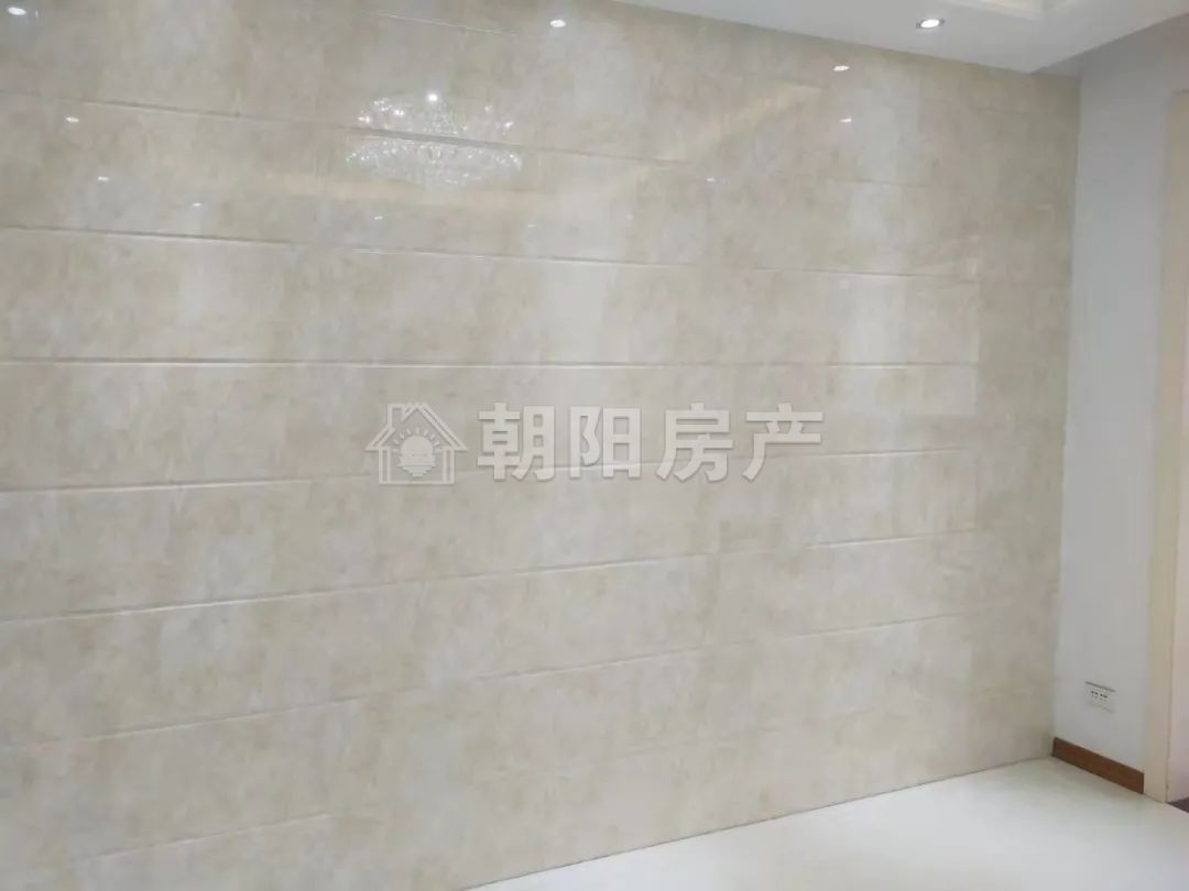 未来城 98平 南北通透三室 满两年 精装宜居