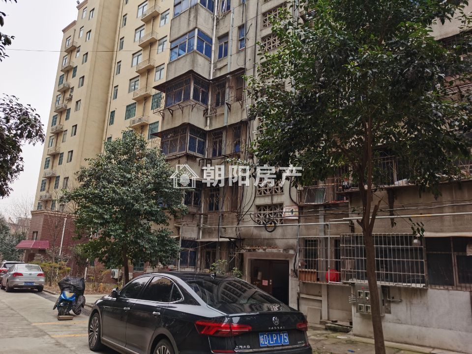小刘庄 68平 朝南两室一厅 满两年 交通便利配套齐全