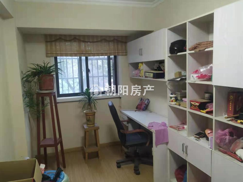 顺发泽润园 87平 南向三室精装 满两年 3539元/平