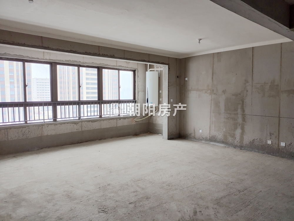 东方蓝海樾府 114平 南向三室 交通便利 毛坯