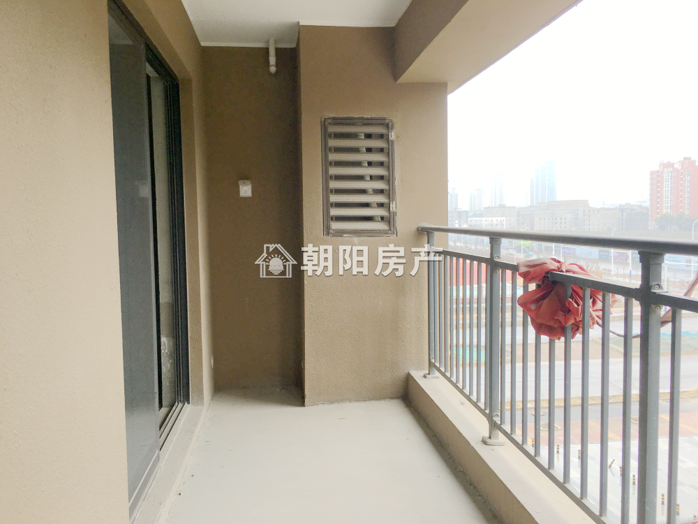 新城悦府一期 99平 朝南三居 学区房 毛坯