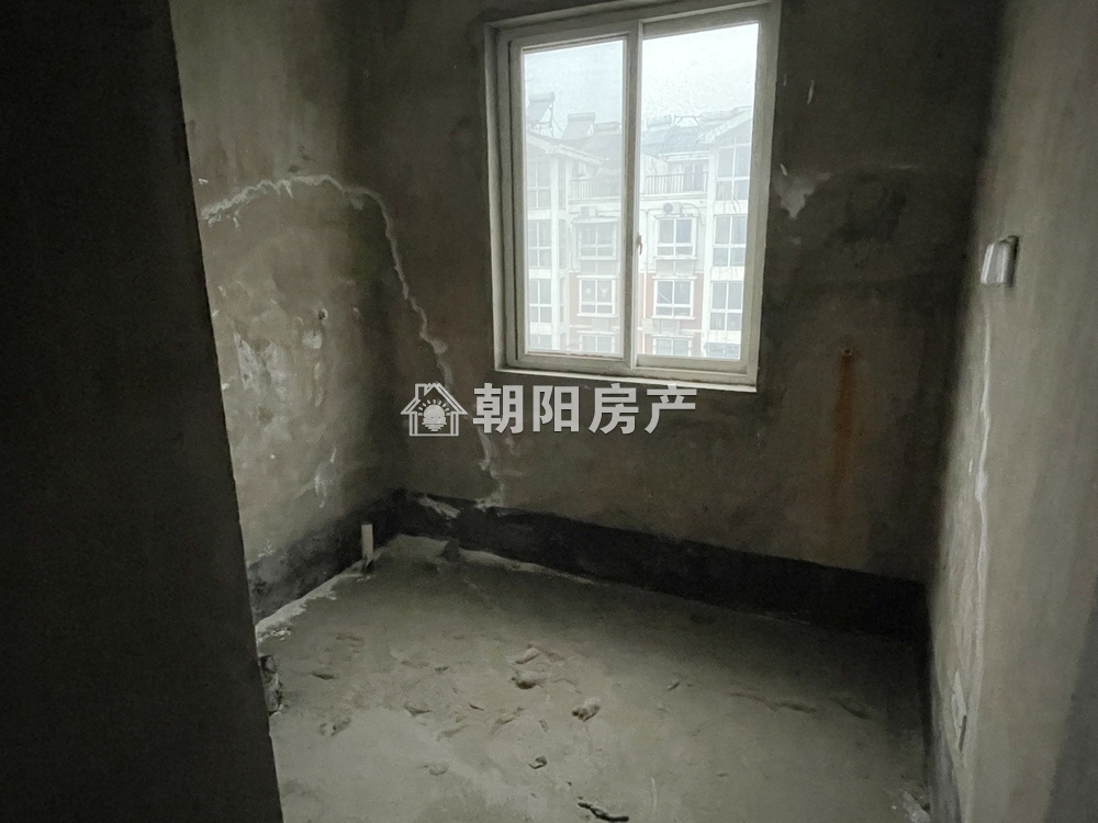 前锋新村三期 111平 南向三居 满五唯一 1980元/平