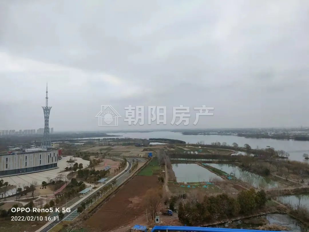 佳源都市 103平 南向三居两卫 毛坯 学区房随时看房