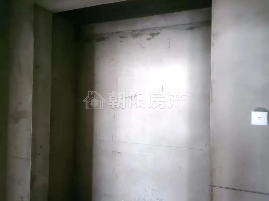 寿滨小区二期 114平 南向三室二厅 学区房 交通便利 高楼层采光好