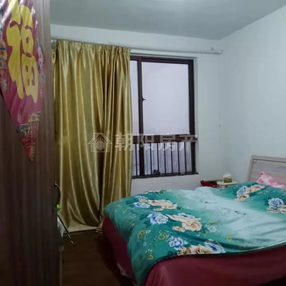紫金苑 112平 南向三居 满两年 学区房 交通便利