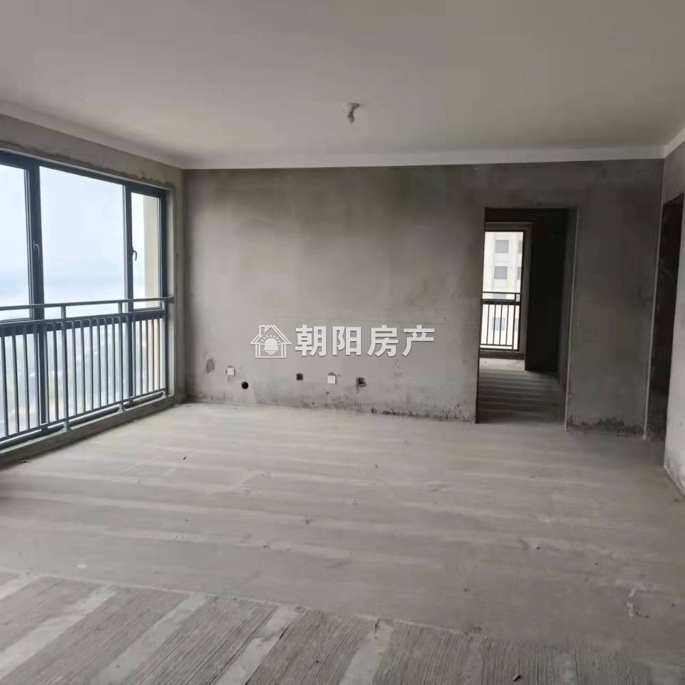 观湖名居 157平 南向三居 毛坯 配套齐全