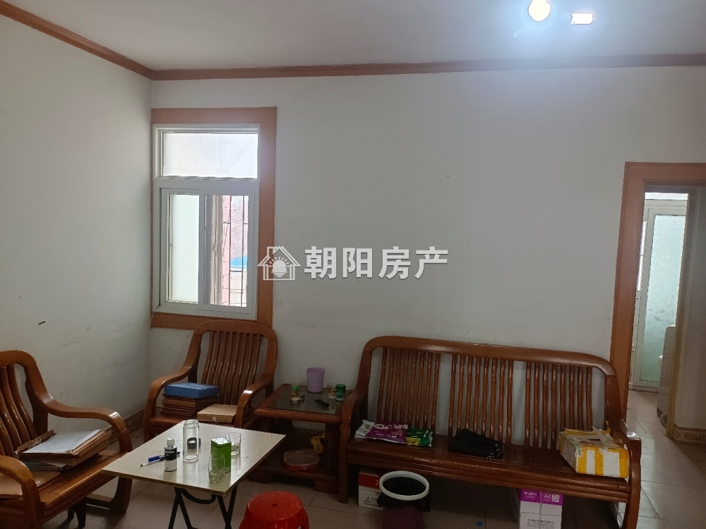 钟山园 76平 朝南两室中装 交通便利
