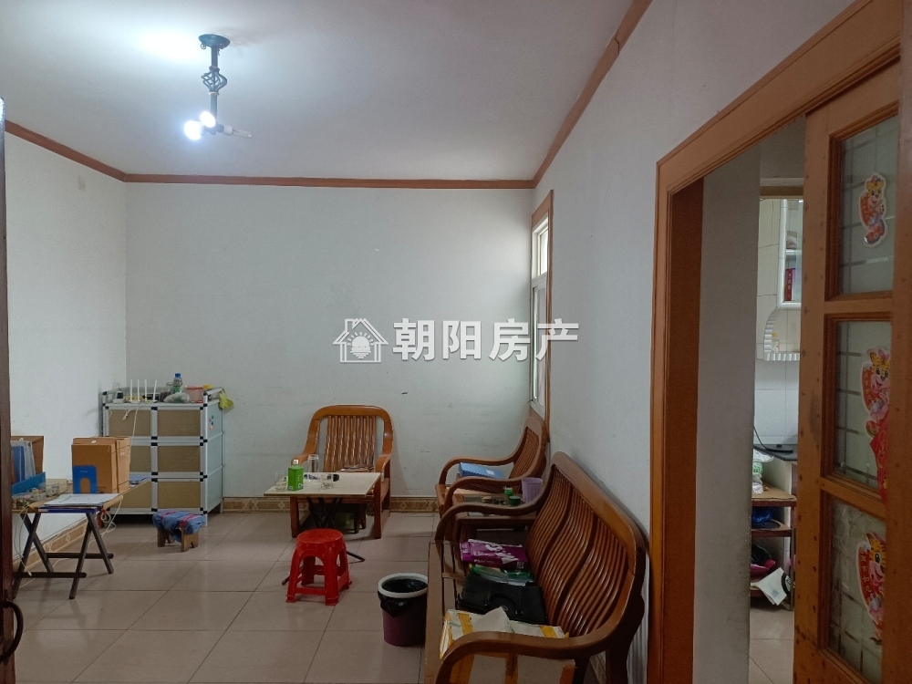 钟山园 76平 朝南两室中装 交通便利
