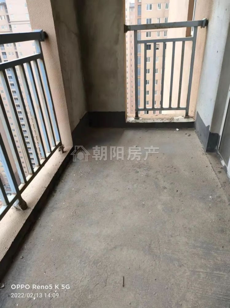 稻香花园二期 131平 南向三室 学区房 交通便利 随时看房