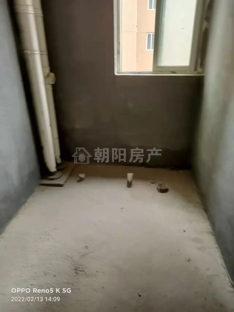 稻香花园二期 131平 南向三室 学区房 交通便利 随时看房