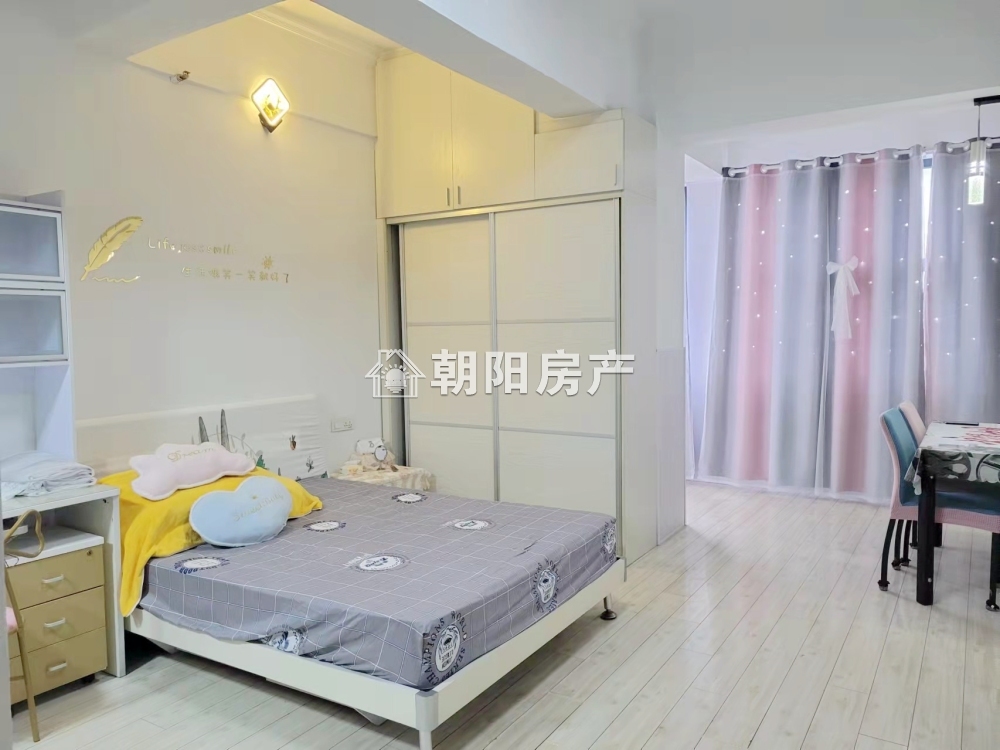 家乐福 58平 精装一室一厅 交通便利 学区房