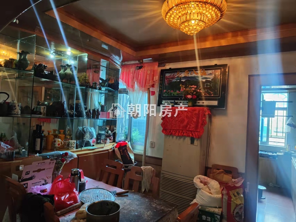 谢四小综合楼 80平 南向三居 学区房 2500元/平